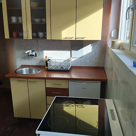 Apartment Sunshine Near The Zoo, Free Parking Sarajevo